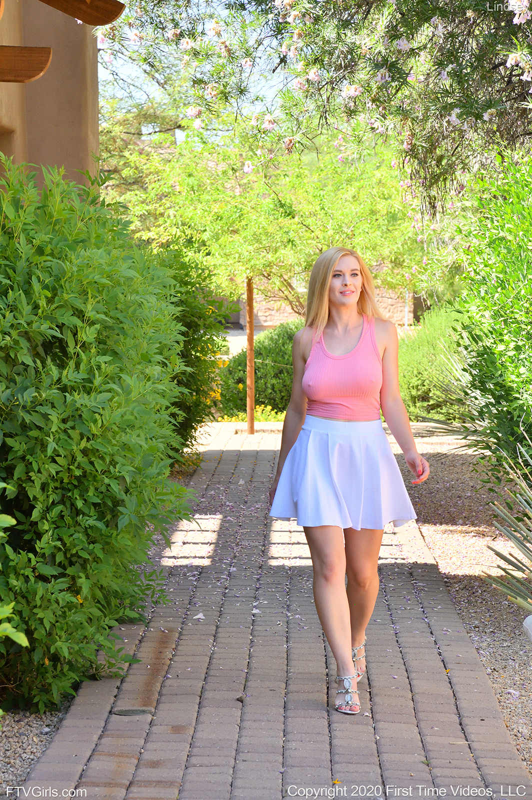FTV Lindsey Public Flash Her Panties