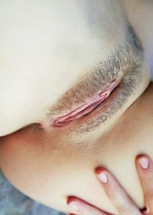 Nicely Trimmed Pussy Exposed, thanks Lorena