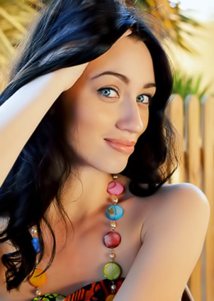 Hungarian Beauty Zsanett Tormay