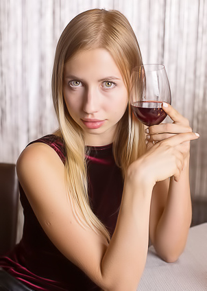 Dominica Fingers Trace The Folds Of Her Juicing Slit