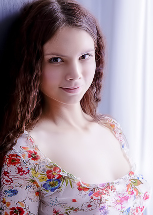 Peachy Looks Delightful In Hot Striptease