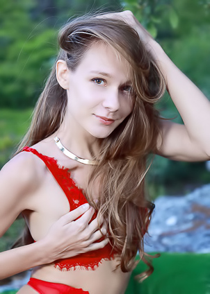 Mirabella Pussy Lips Parting Like Exotic Butterfly Wings