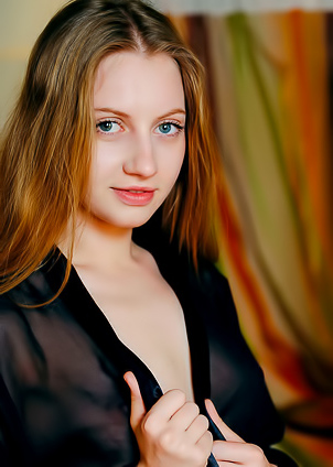 Aveira In Four Poster Bed