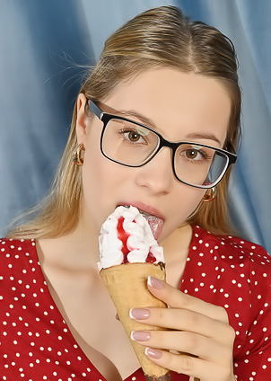 Katarina Meis Gorgeous Blonde Exposing Her Lovely Big Breasts