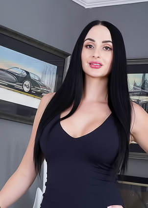 Violet Voss Spy Those Tan Lines That Trace Her Huge Tits And Big Ass