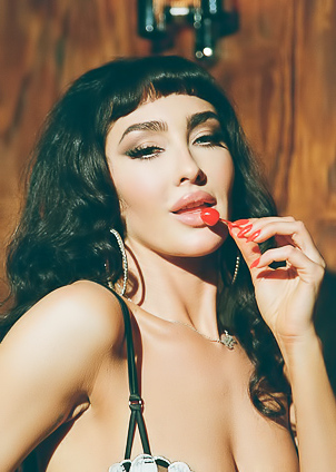 Scarlett Kapella Perfect Babe In Erotic Sexy Lingerie Looks Hot