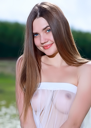 Georgia Free-spirited Beauty Is Eager To Indulge Her Natural Urges