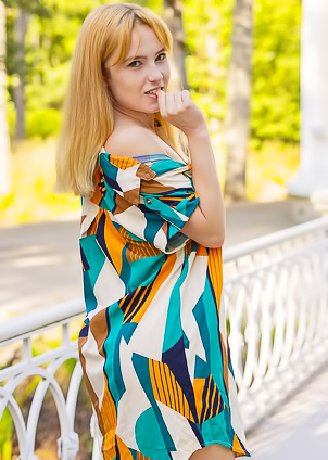 Erika Fox Poses In Short Dress Outdoors Outdoors With Wet Pussy