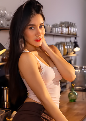 Carolina Guerrero, The Enchantress, Unveils Her Allure In A Sensual Reveal