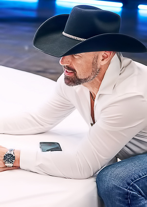 Carter James Rides Rough in Dominant Deepthroating Display